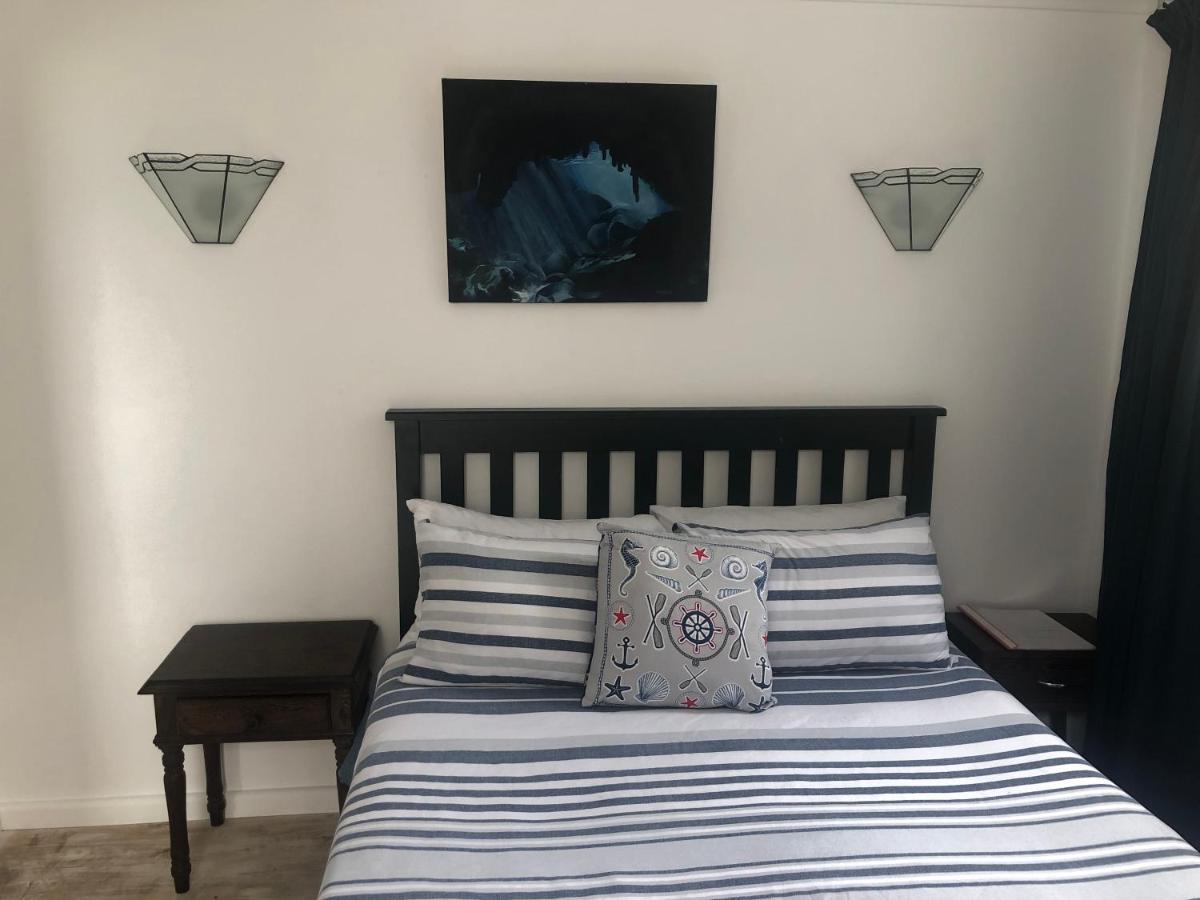 Ollava Guesthouse Simonʼs Town Εξωτερικό φωτογραφία