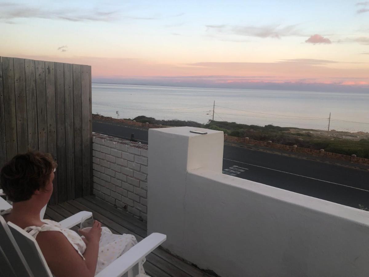 Ollava Guesthouse Simonʼs Town Εξωτερικό φωτογραφία
