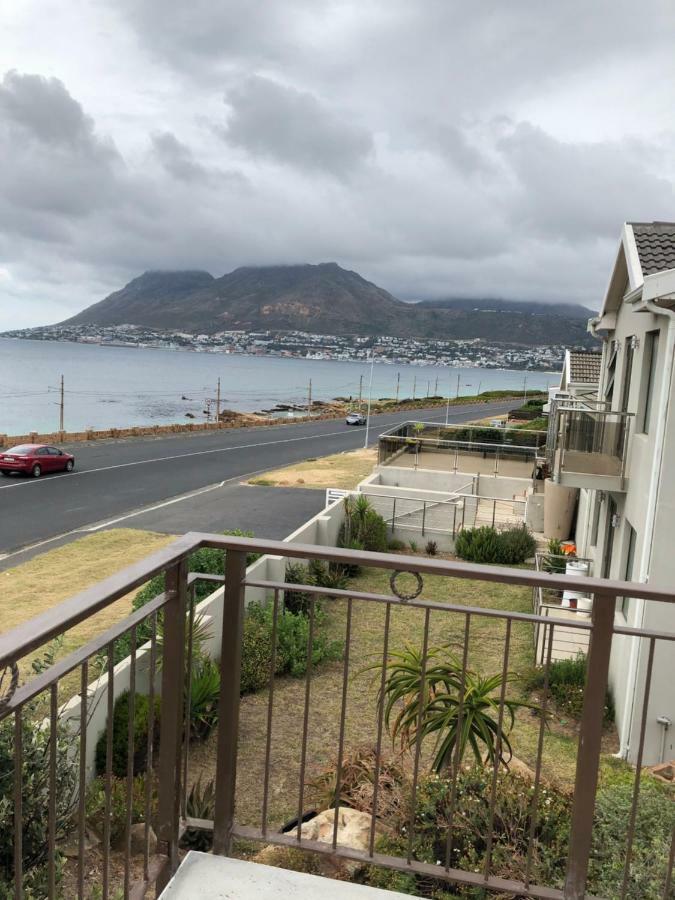 Ollava Guesthouse Simonʼs Town Εξωτερικό φωτογραφία